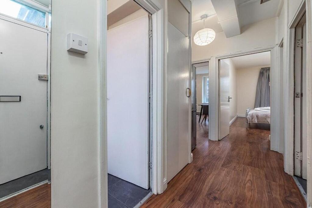 Mount Apartment Лондон Екстериор снимка